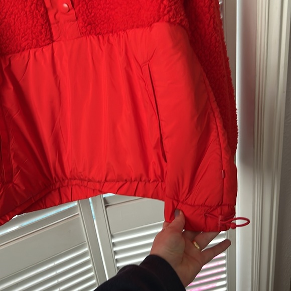 Lou & Grey Colorblock Cozy Up Sherpa Jacket - Picture 3 of 11